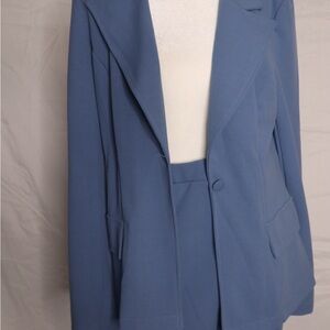 Elegant Blue Women's Blazer and Pants Set
